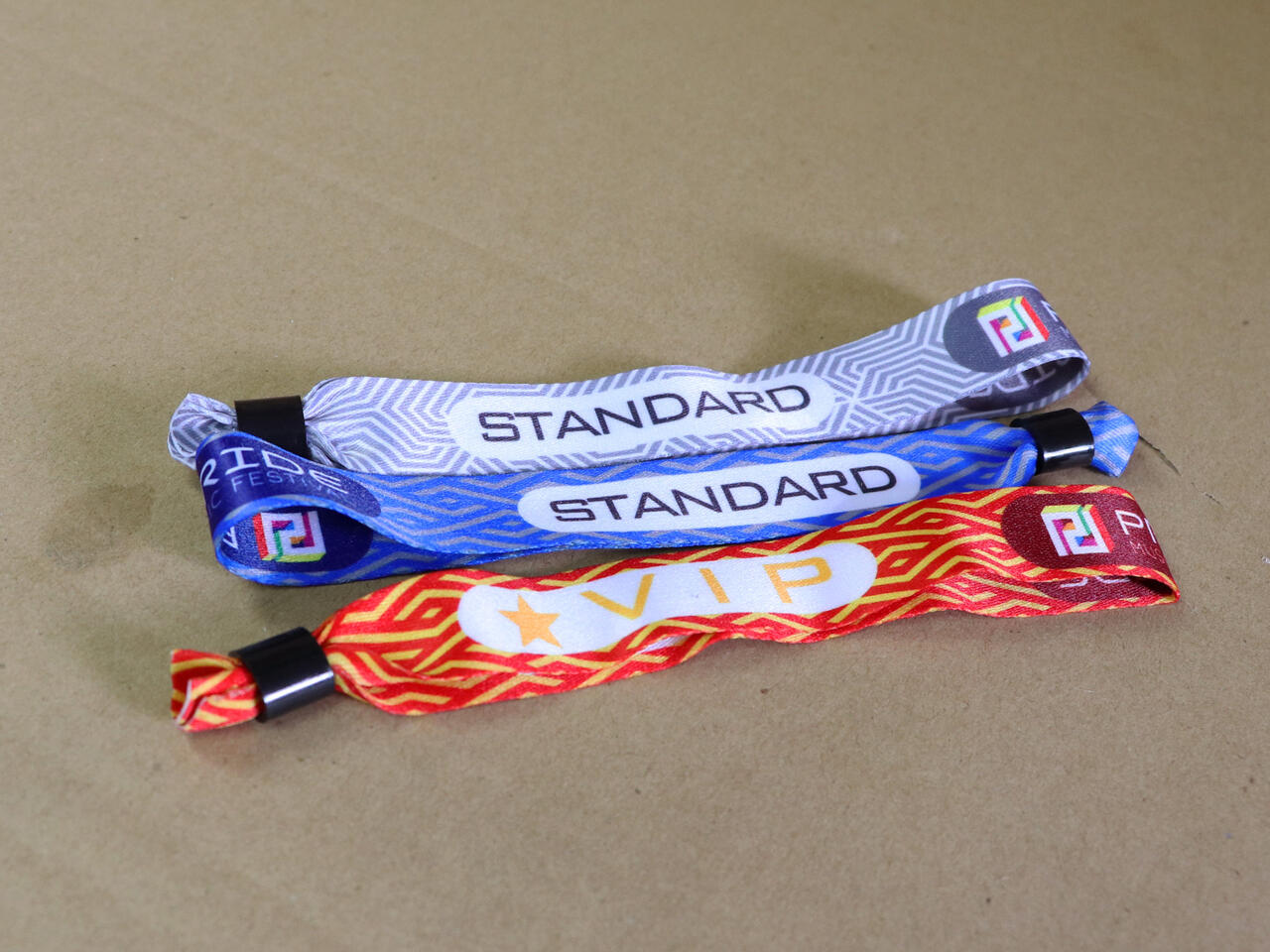 Stoffen festival polsbandjes 20mm breed image